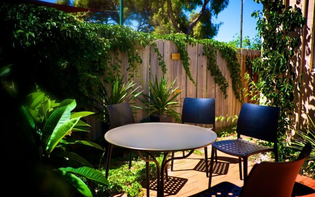 UrbanStyle Claremont Apartment