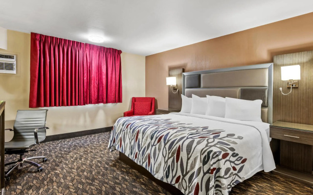 HomeTowne Studios by Red Roof Yuba City Bonanza – Marysville