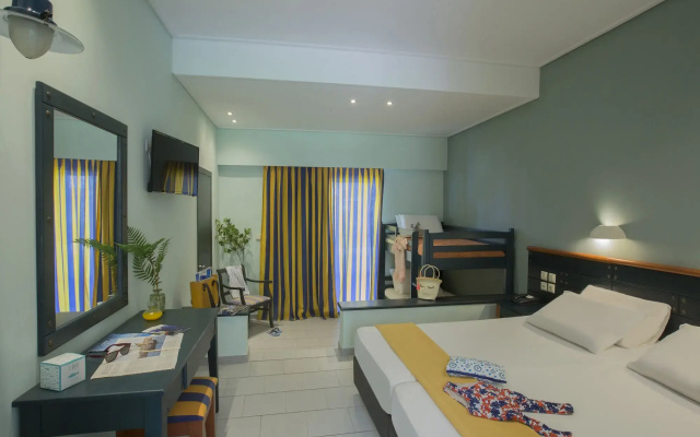 Golden Coast Hotel & Bungalows - All Inclusive