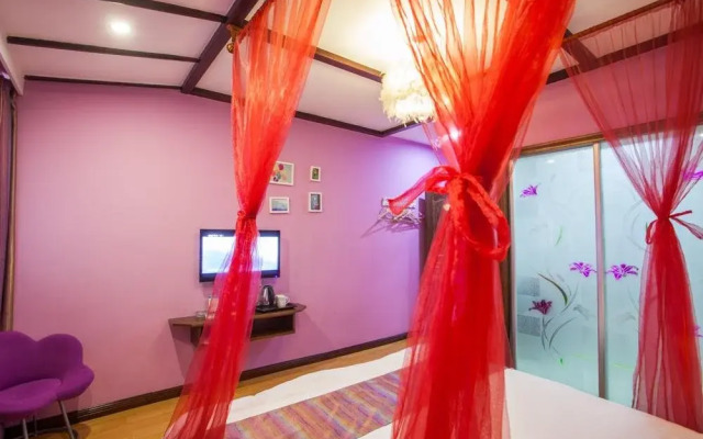 Wuzhen Times Town Theme Inn