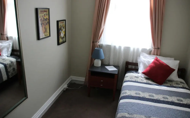 Glenella Guesthouse