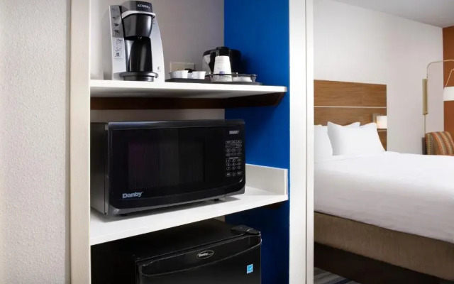 Holiday Inn Express & Suites New Braunfels