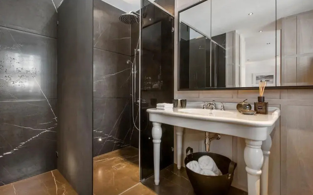 Luxurious Mews House in Pavilion Road - 3 Bedroom