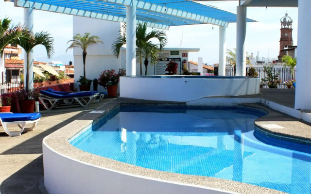 Suites Plaza del Rio - Family Hotel Malecon Centro