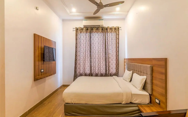 Fabexpress Global Inn New