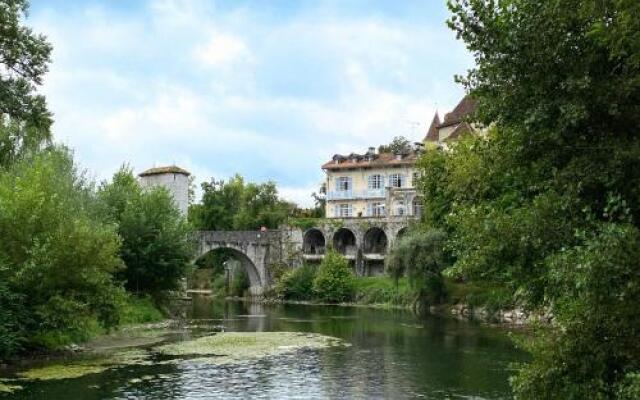 Chambres Du Pont De La Legende