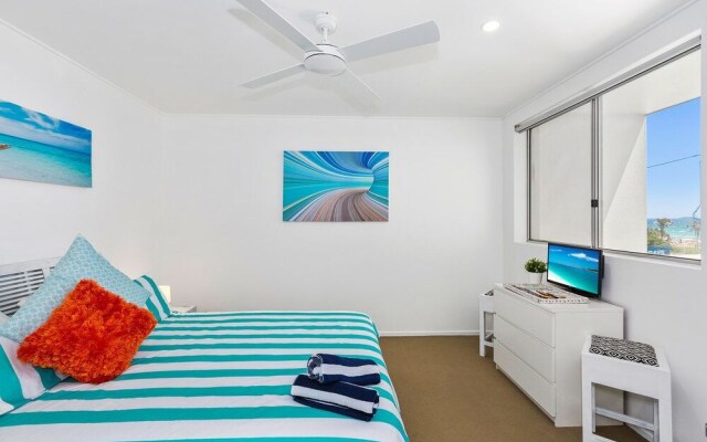 Sandy Toes On Paradiso 339