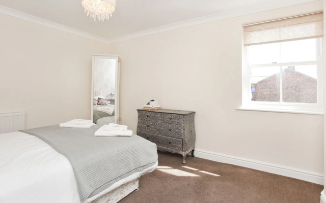 Saint Lawrence Apartment 1