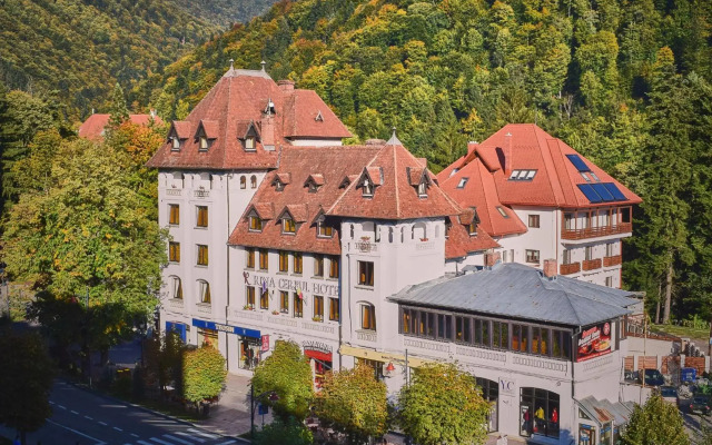 Hotel Rina Cerbul