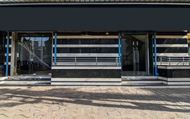 Super Collection O Belgacihia Near Kolkata Railway Station