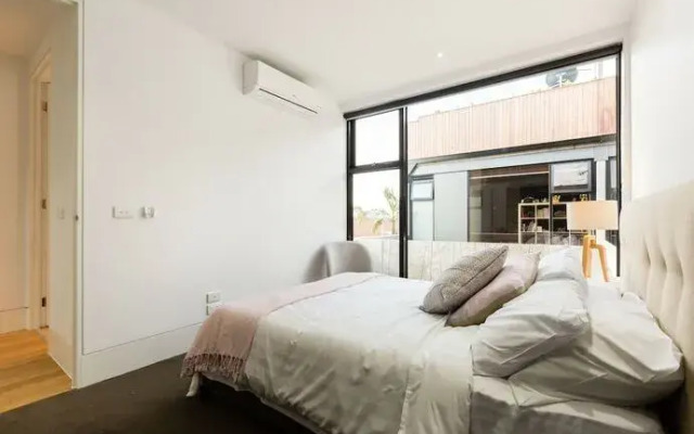 Renée - Beyond a Room Private Apartments