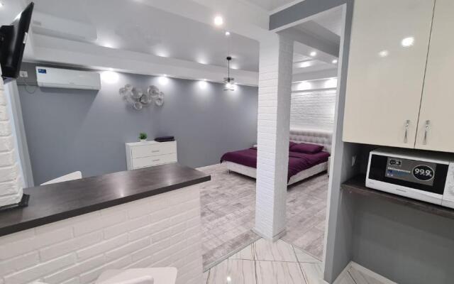 Apartaments on Metalurhiv 34