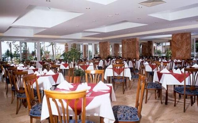 Club Palm Beach