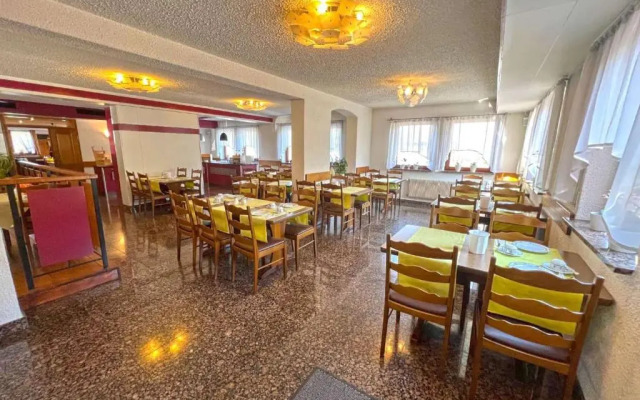 Hotel Nehrener Hof