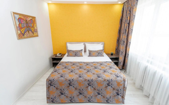 The Breeze Hotel