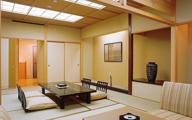 Tsukinose