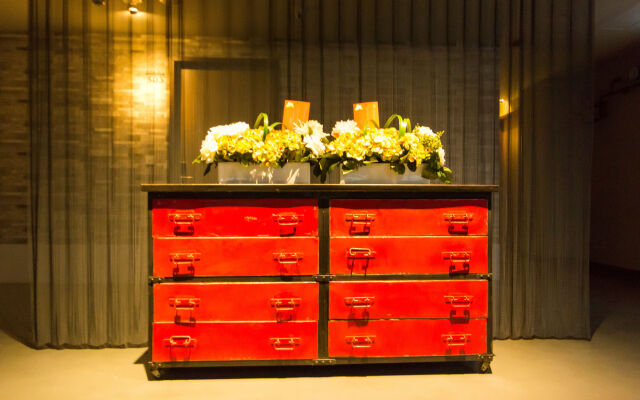 No. 9 Hotel