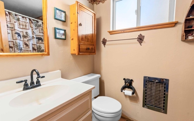 082 - Cozy Cub Cabin