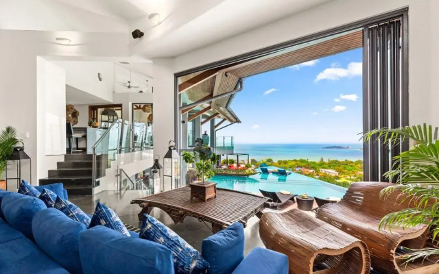 Villa Skyfall