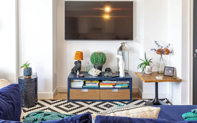 Seadream - Seadream Scarborough Limited