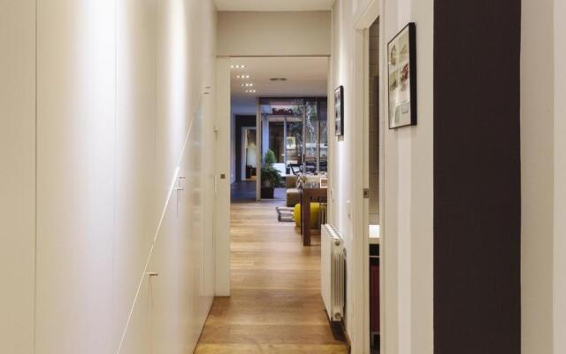 ArtlifeBCN Urban Oasis Apartment