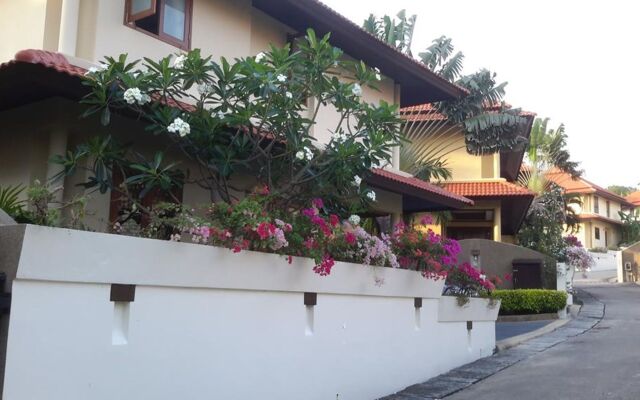 3 Bedroom Villa Beach Front Resort TG21