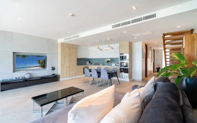 SeaView 2BR Duplex BluePoint 88 Patong