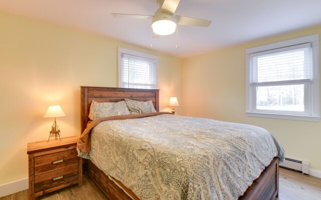 Family-friendly Bridgton Home, Steps to Lake!