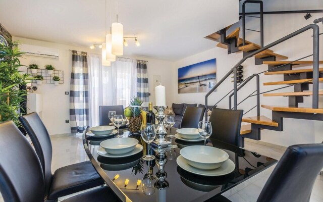 Awesome Home in Brzac With Wifi and 2 Bedrooms