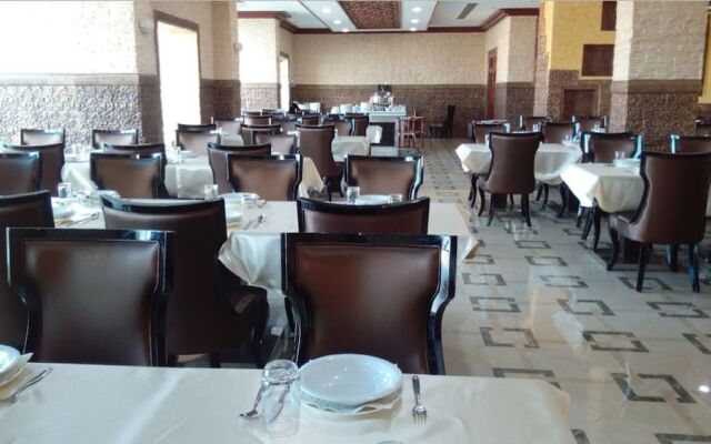Al Mansour Palace