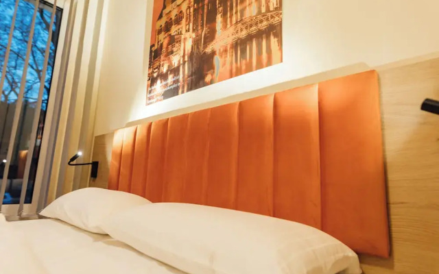 MYKY Hotel Boardinghouse