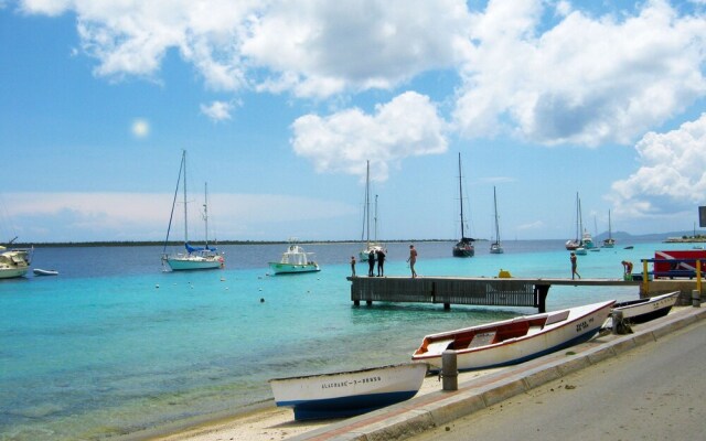 Bonaire Seaside Apartments