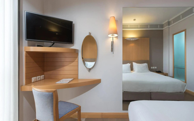 Central Athens Hotel