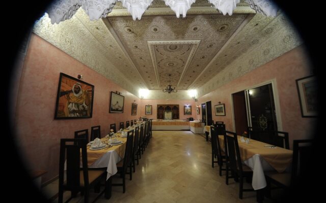 Al Jasira Suites & Spa