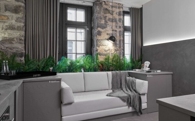 David Hotel