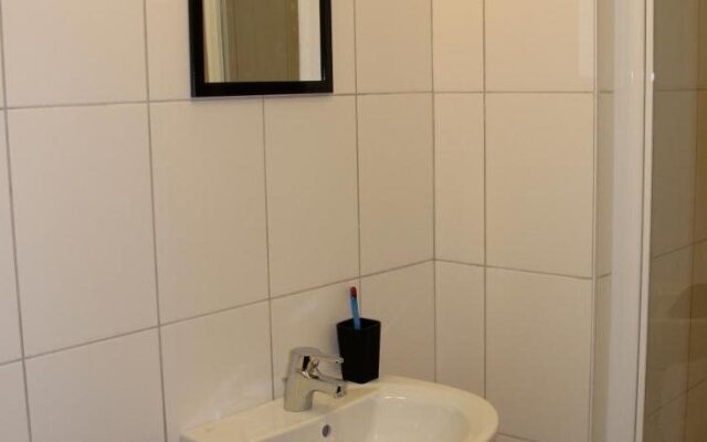 13 O'clock Hostel