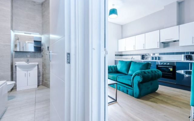 Stylish 2-bed Apartment - City Centre