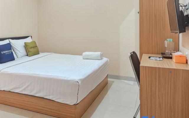 Urbanview MJ House Syariah Bandung