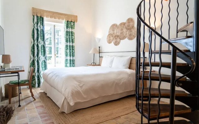 Château les Crostes