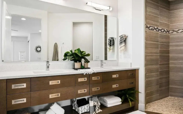 Enchanting Encanto #1 by RedAwning