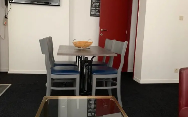 Apartment Backhouse