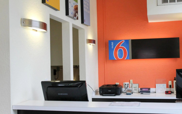 Motel 6 Fort Lupton, CO