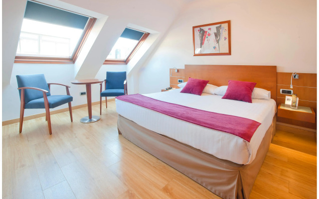 Hotel Longoria Plaza by Pandora Hoteles