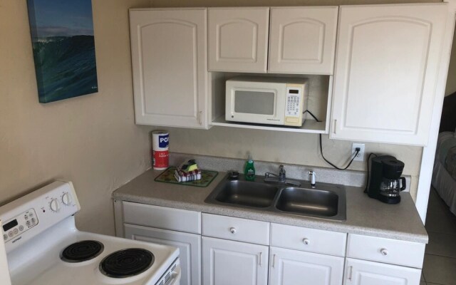 Misty Isles Redington Beachfront Suite 3