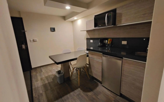 Kasa Hotel & Suites