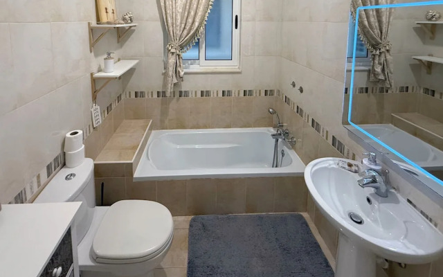 Traditional Maltese 3BD Apartment