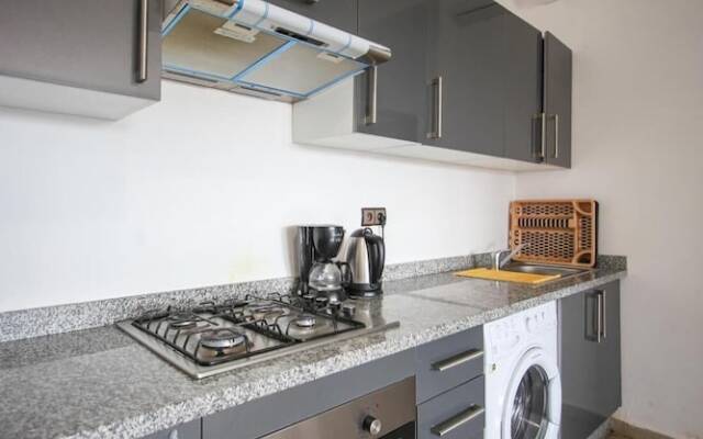 Very Nice Apartment With Pool and Garden