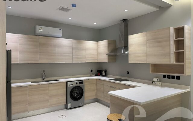 Tawun B3-11 Royal touch Balcony AZ24