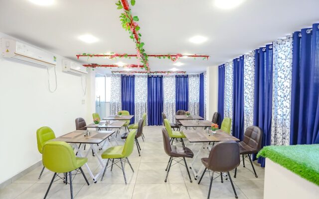 FabHotel Indirapuram By SBG