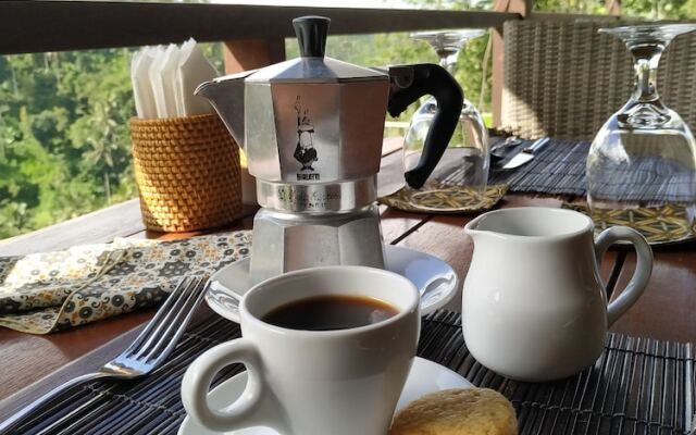 Suarapura Resort and SPA